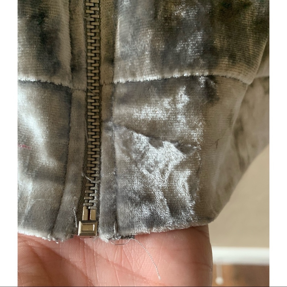 Grey Velvet Jacket ✨ - Picture 4 of 7